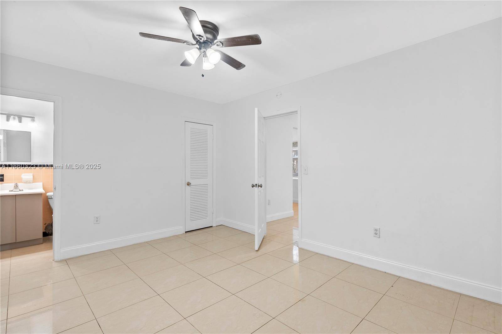 Fort Lauderdale, FL 33315,1040 SW 28th St #4