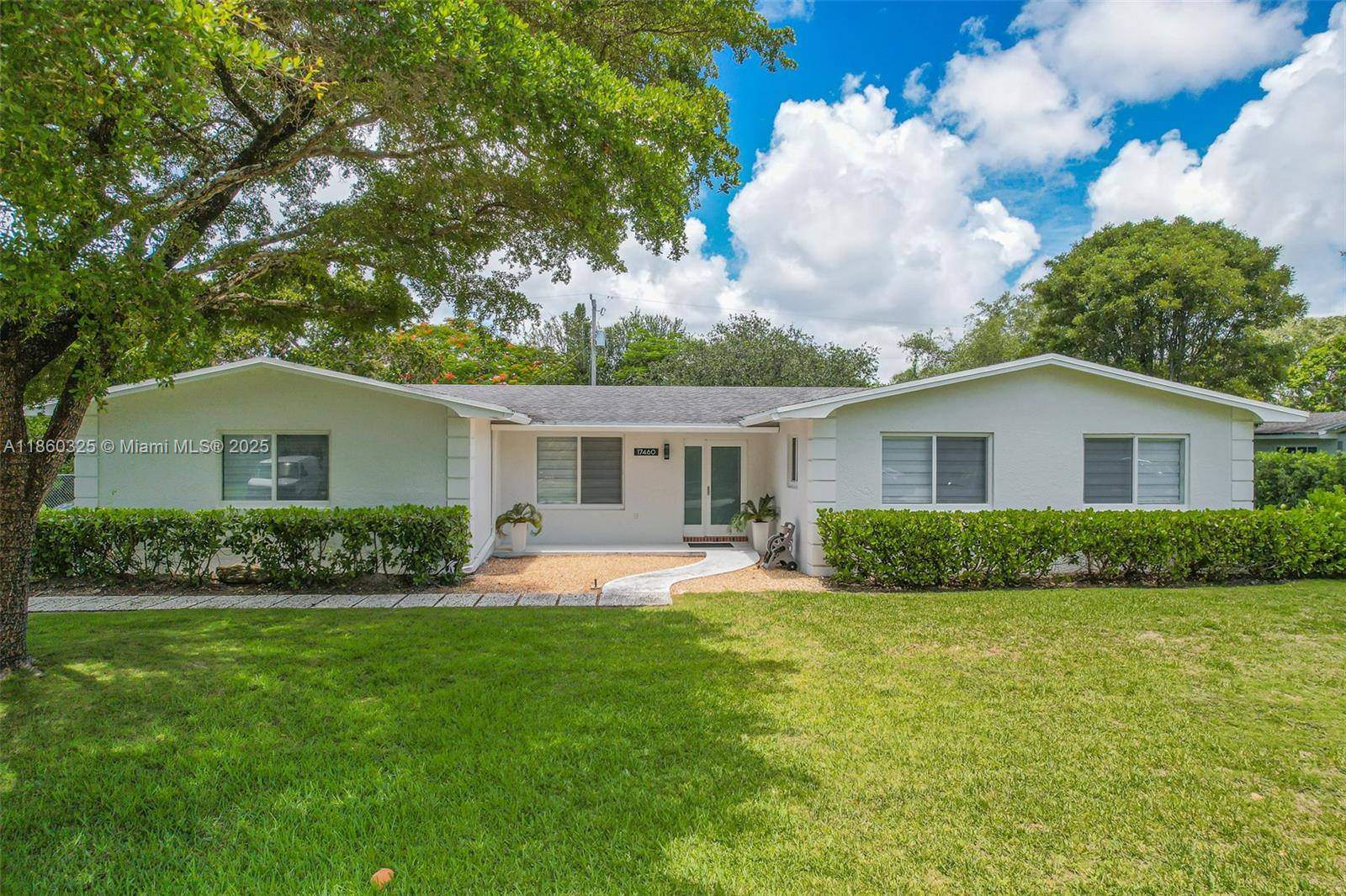 Palmetto Bay, FL 33157,17460 SW 85th Ave