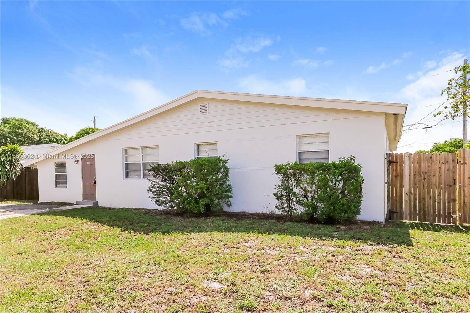 Lantana, FL 33462,1116 S 14th Ct