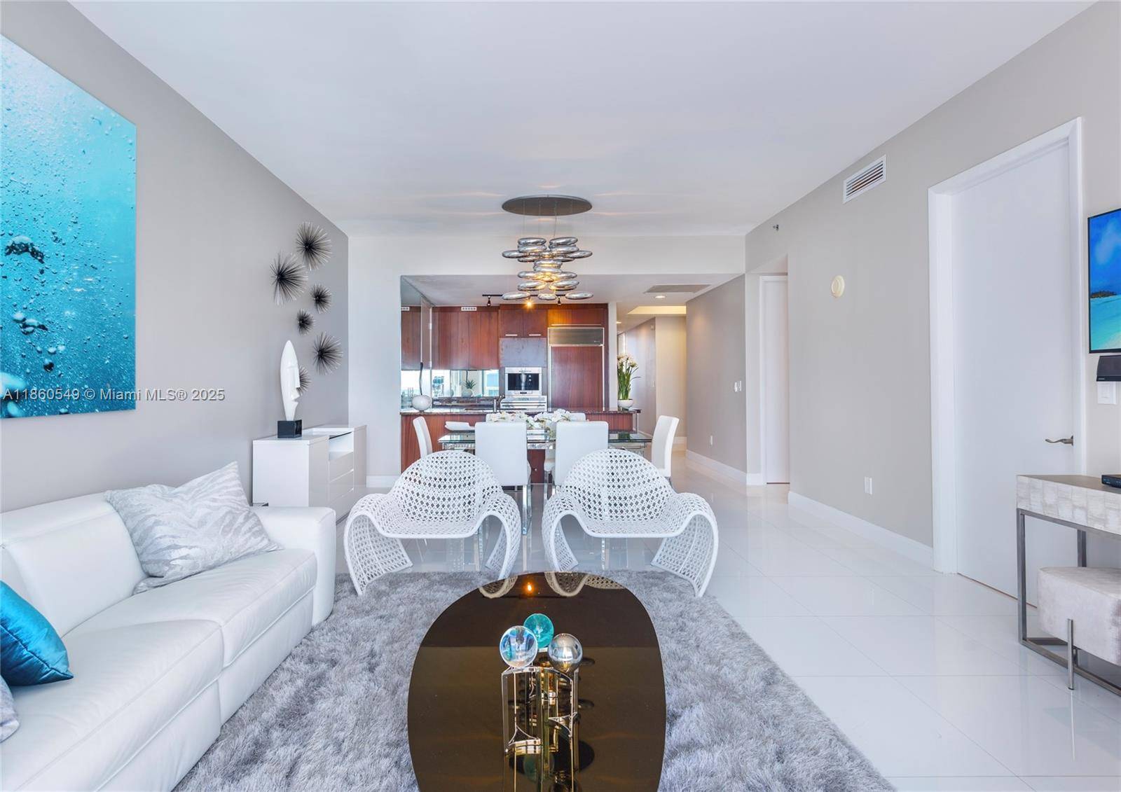 Sunny Isles Beach, FL 33160,15811 Collins Ave #1102