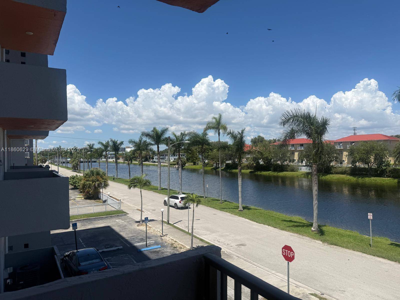 North Miami Beach, FL 33162,2075 NE 164th St #302
