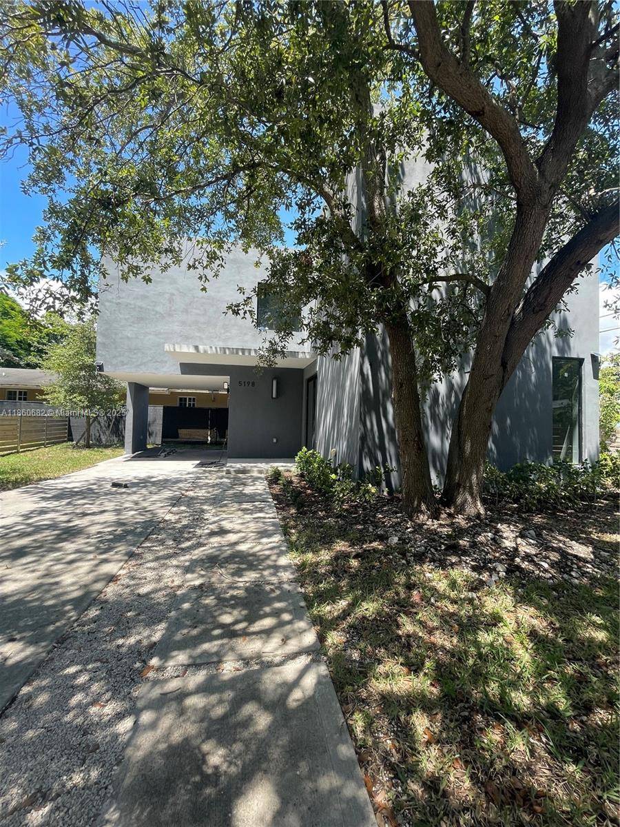 Miami, FL 33127,5198 NW 3rd Ave #1