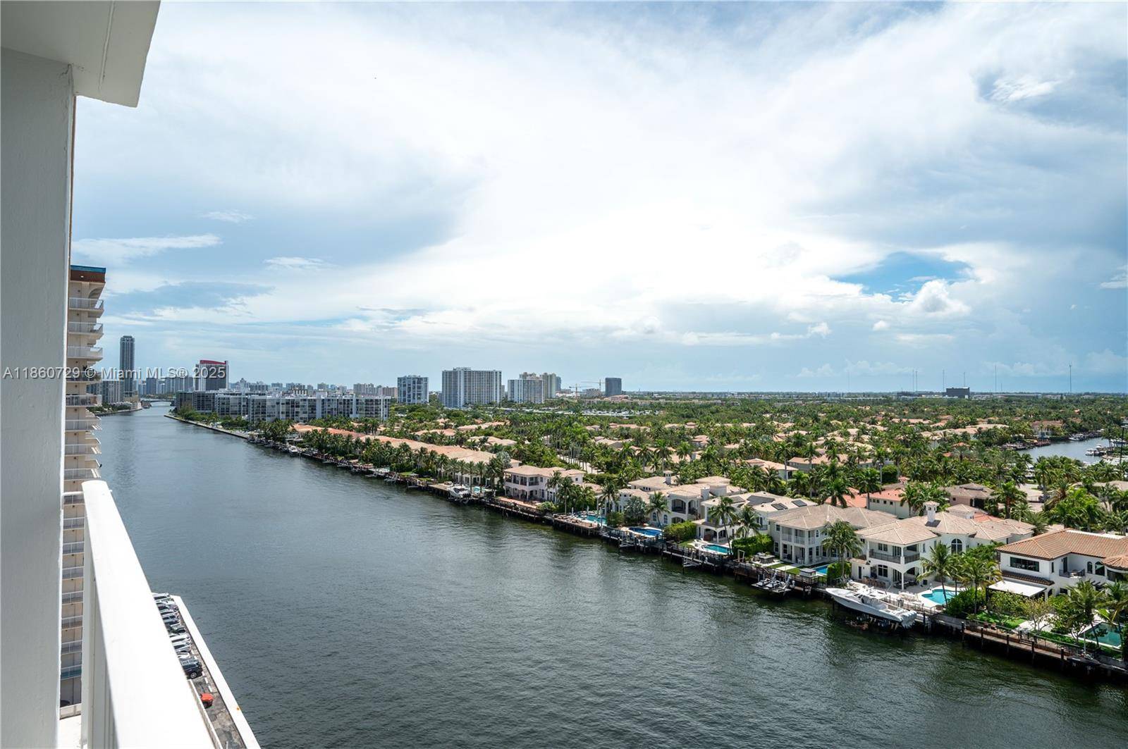 Hollywood, FL 33019,1410 S Ocean Dr #1406