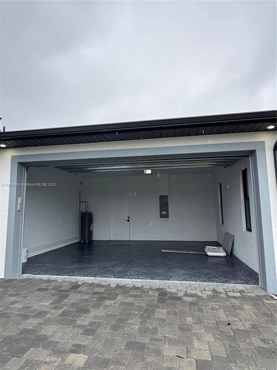 Lehigh Acres, FL 33976,3107 9 TH ST SW