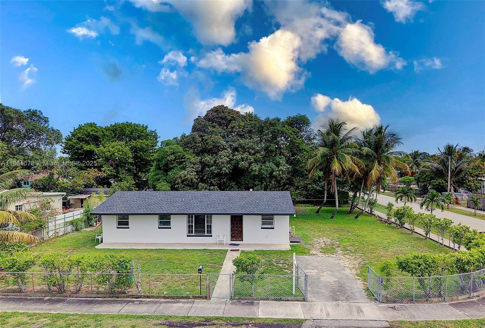 Miami Gardens, FL 33056,3354 NW 181st St