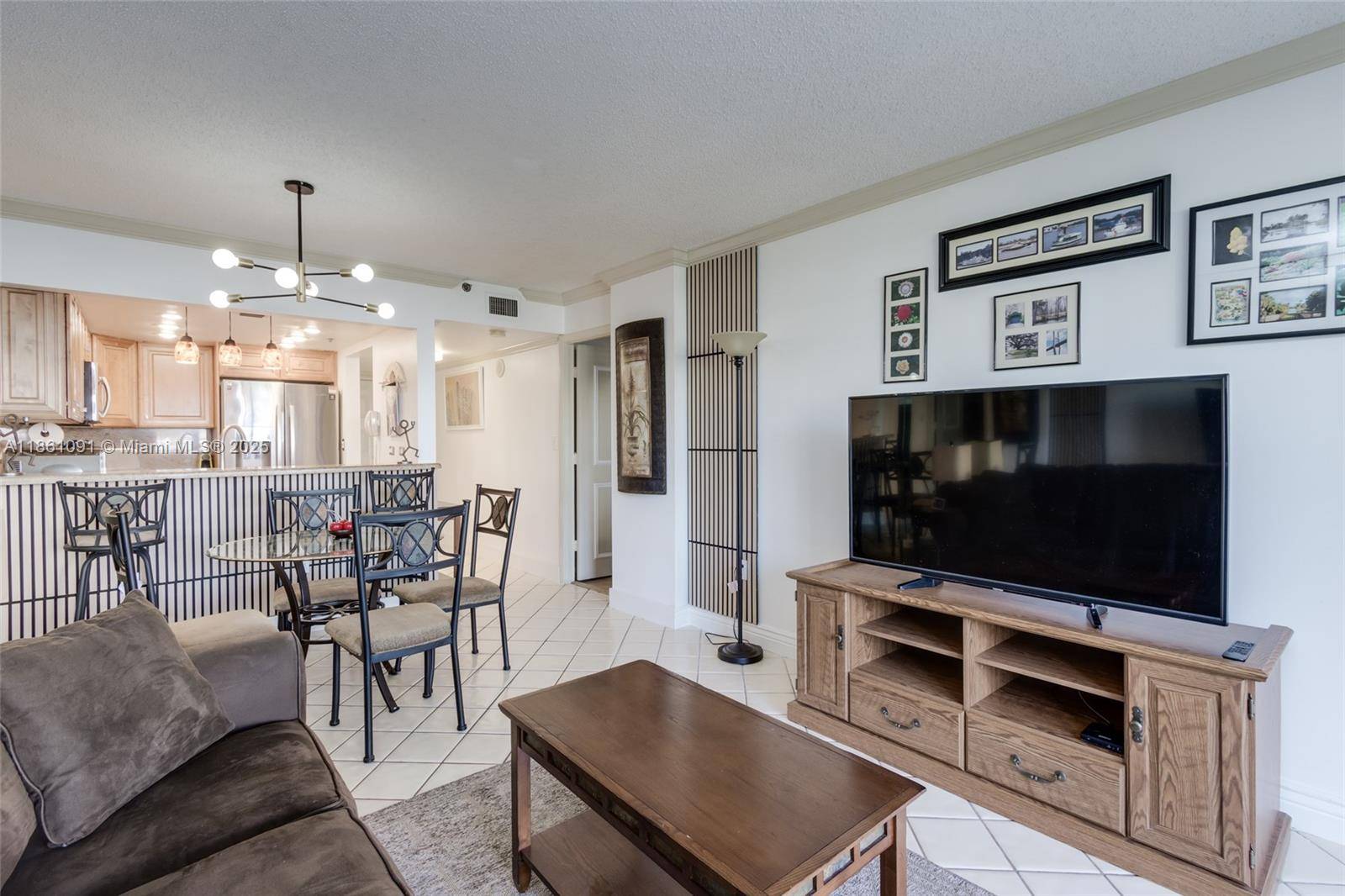 Hollywood, FL 33019,1201 S Ocean Dr #104N