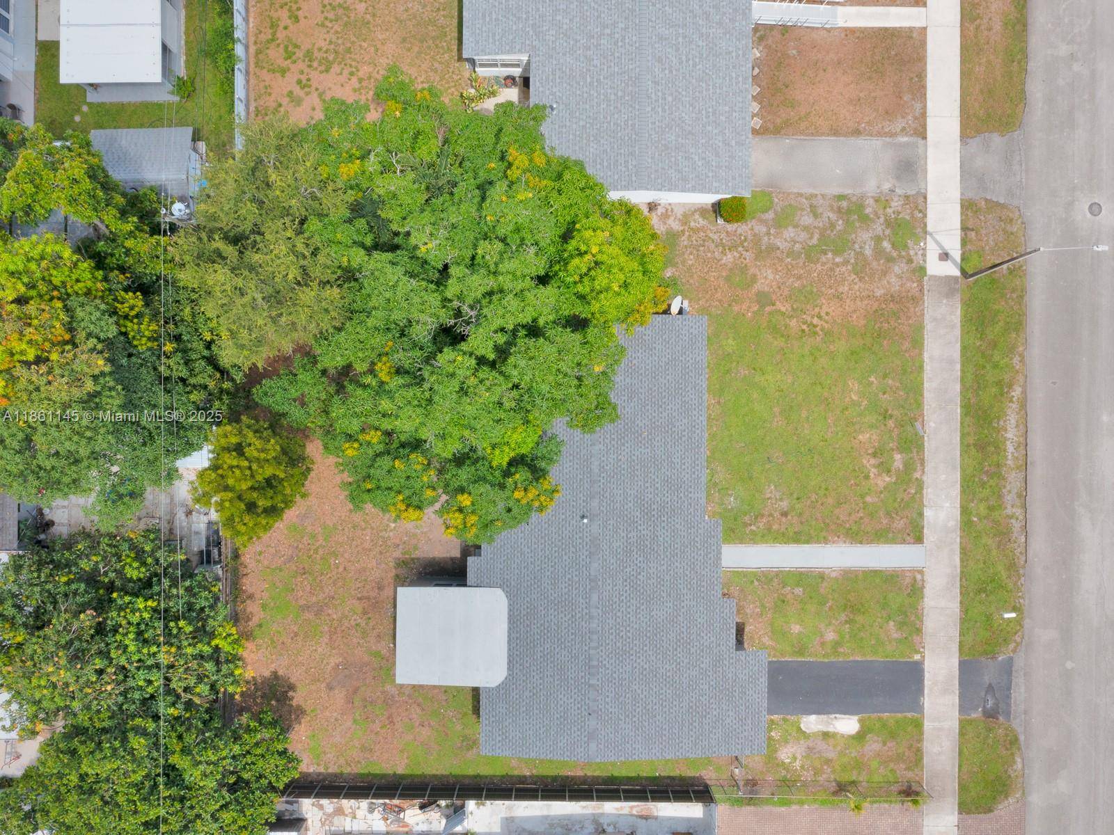 Miami Gardens, FL 33055,3781 NW 192nd St