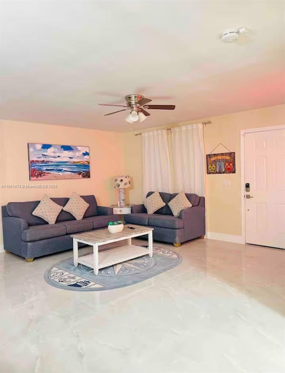Cape Coral, FL 33914,228 sw 43rd lane #1