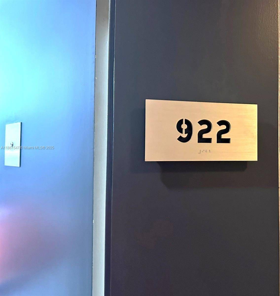 Miami Beach, FL 33139,1000 West Ave #922