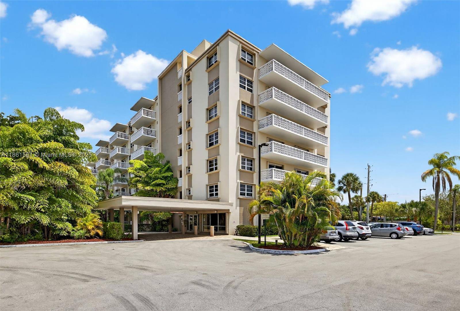 Oakland Park, FL 33308,1831 NE 38th St #201