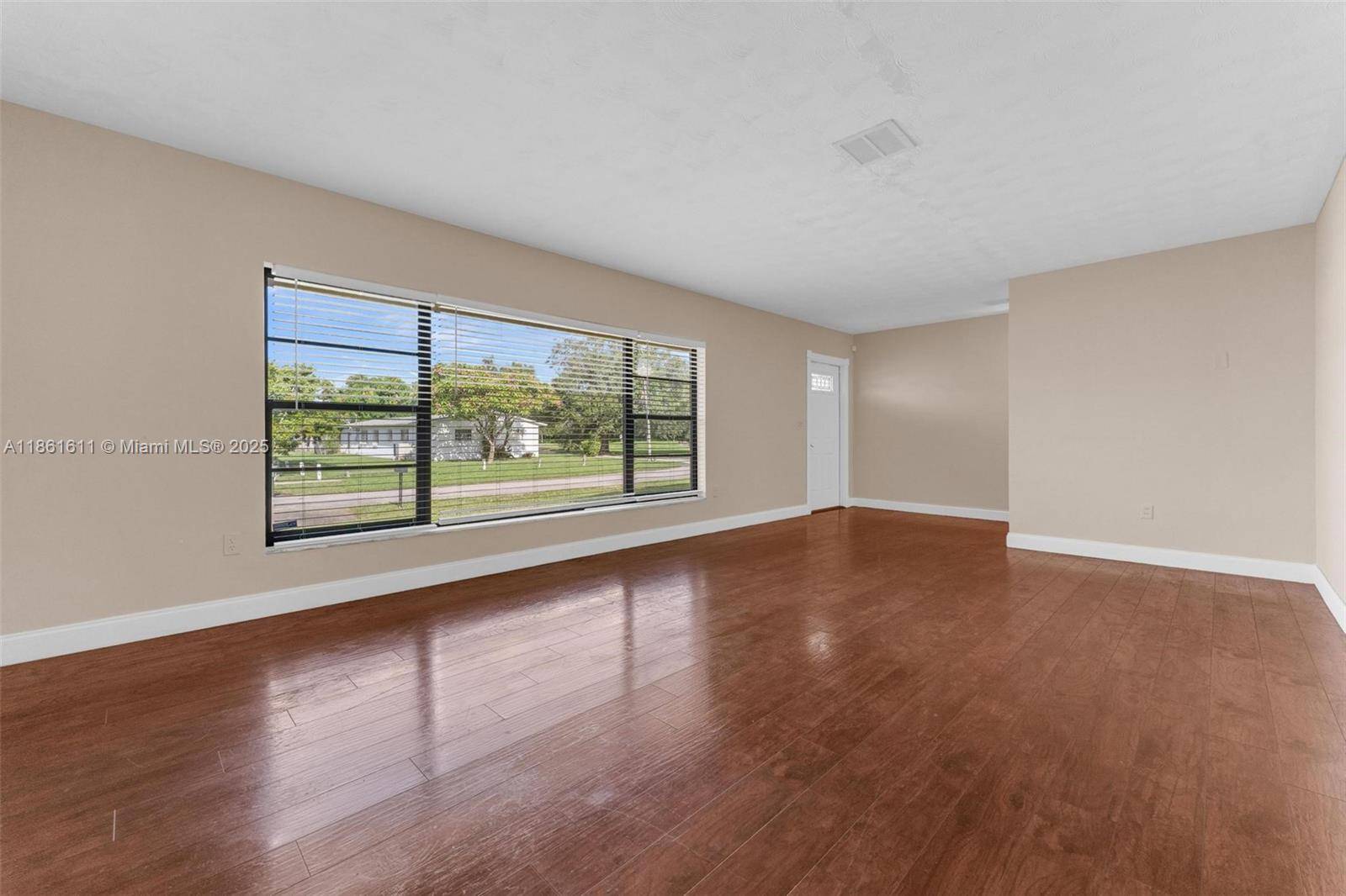 Miami, FL 33167,11141 NW 22nd Ct