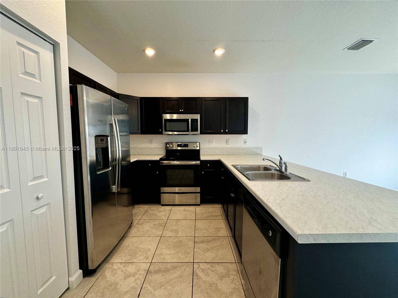 Homestead, FL 33032,11544 SW 250th St