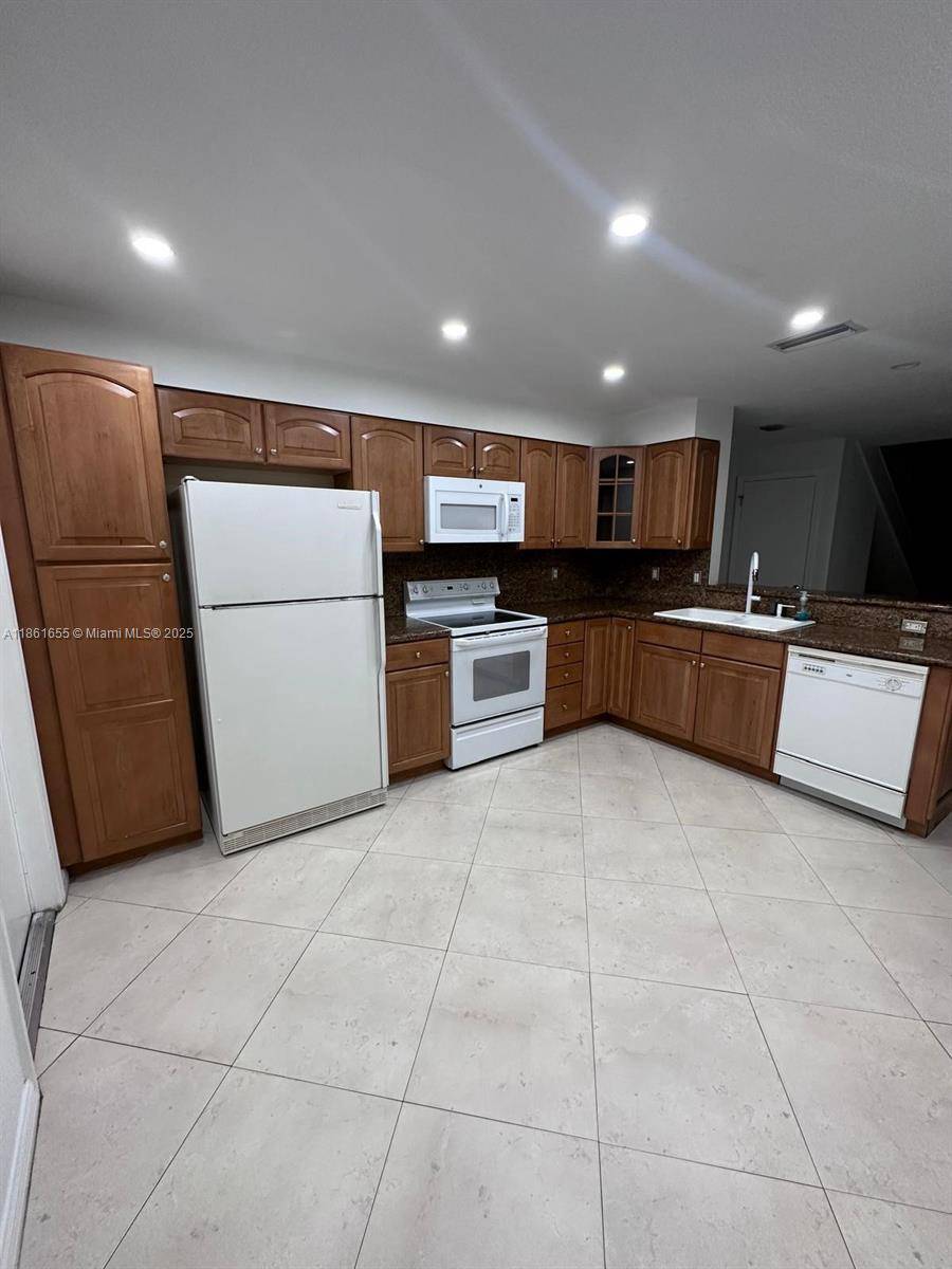 Weston, FL 33326,991 Sevilla Cir