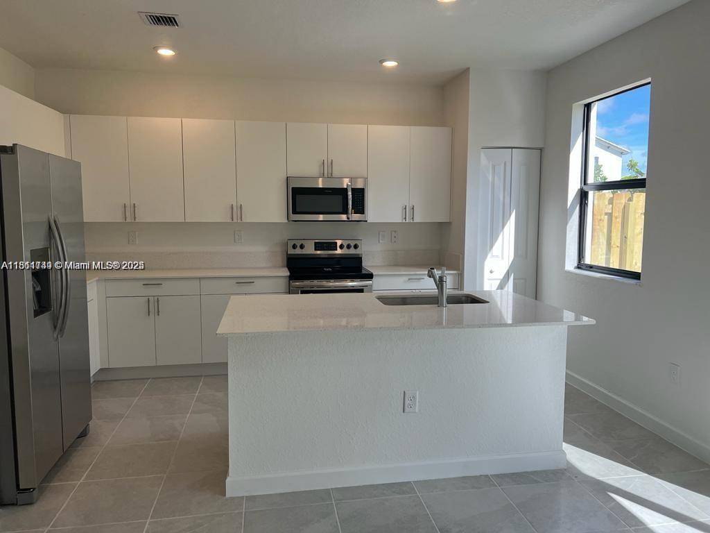Homestead, FL 33033,28511 SW 134th Ct #28511