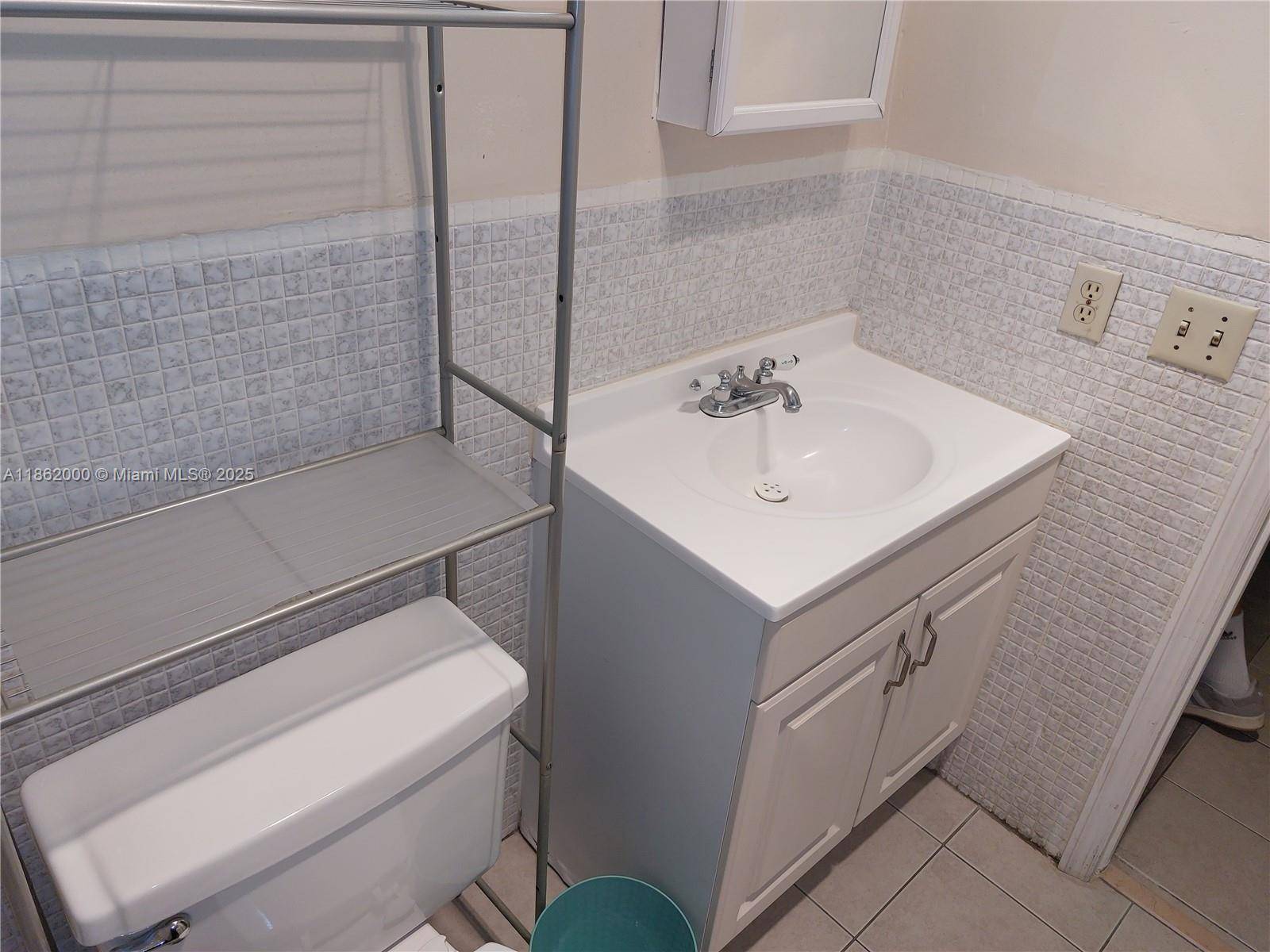 Fort Lauderdale, FL 33334,5801 NE 18th Ave #8