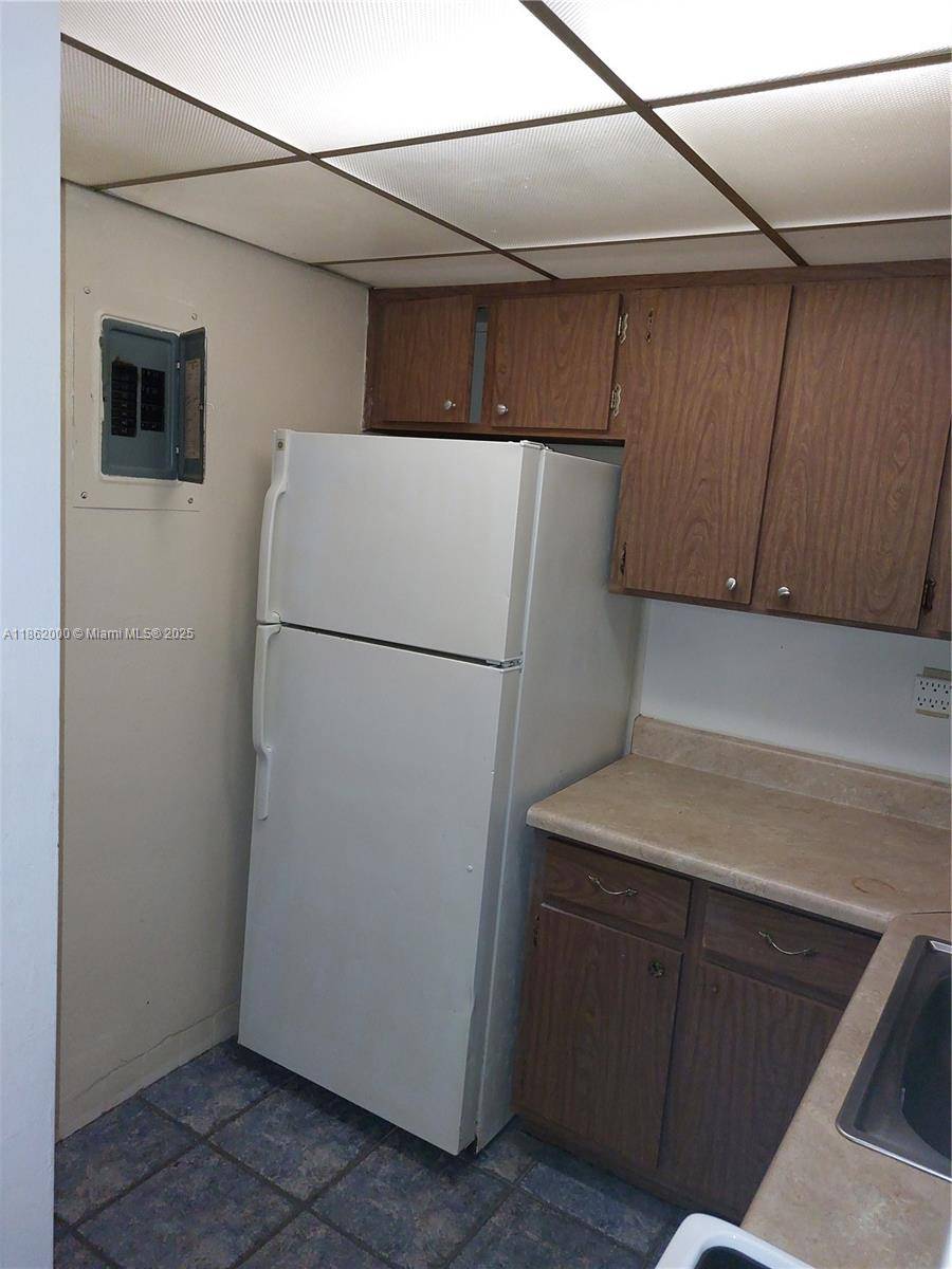 Fort Lauderdale, FL 33334,5801 NE 18th Ave #8