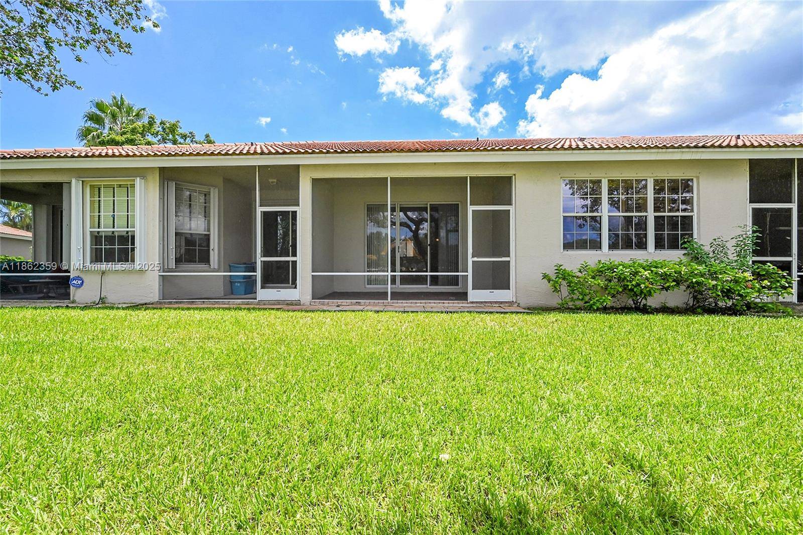 Sunrise, FL 33313,7401 S Aragon Blvd #5
