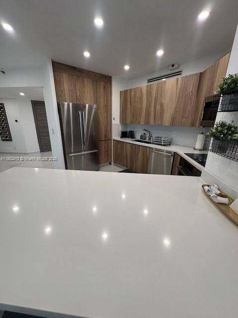 Aventura, FL 33180,19500 Turnberry Way #12A