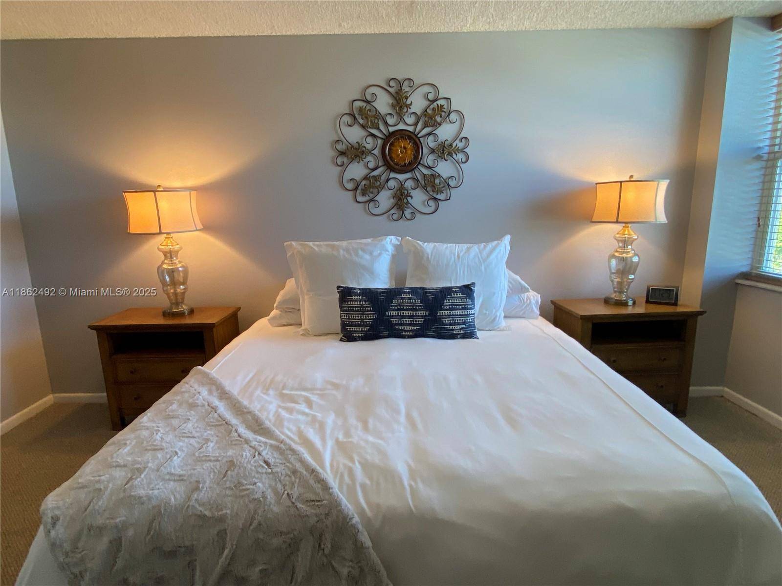 North Miami Beach, FL 33160,2935 NE 163rd St #5K
