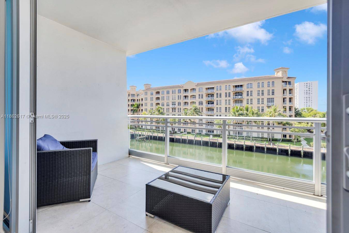 Aventura, FL 33180,2950 NE 188th St #315
