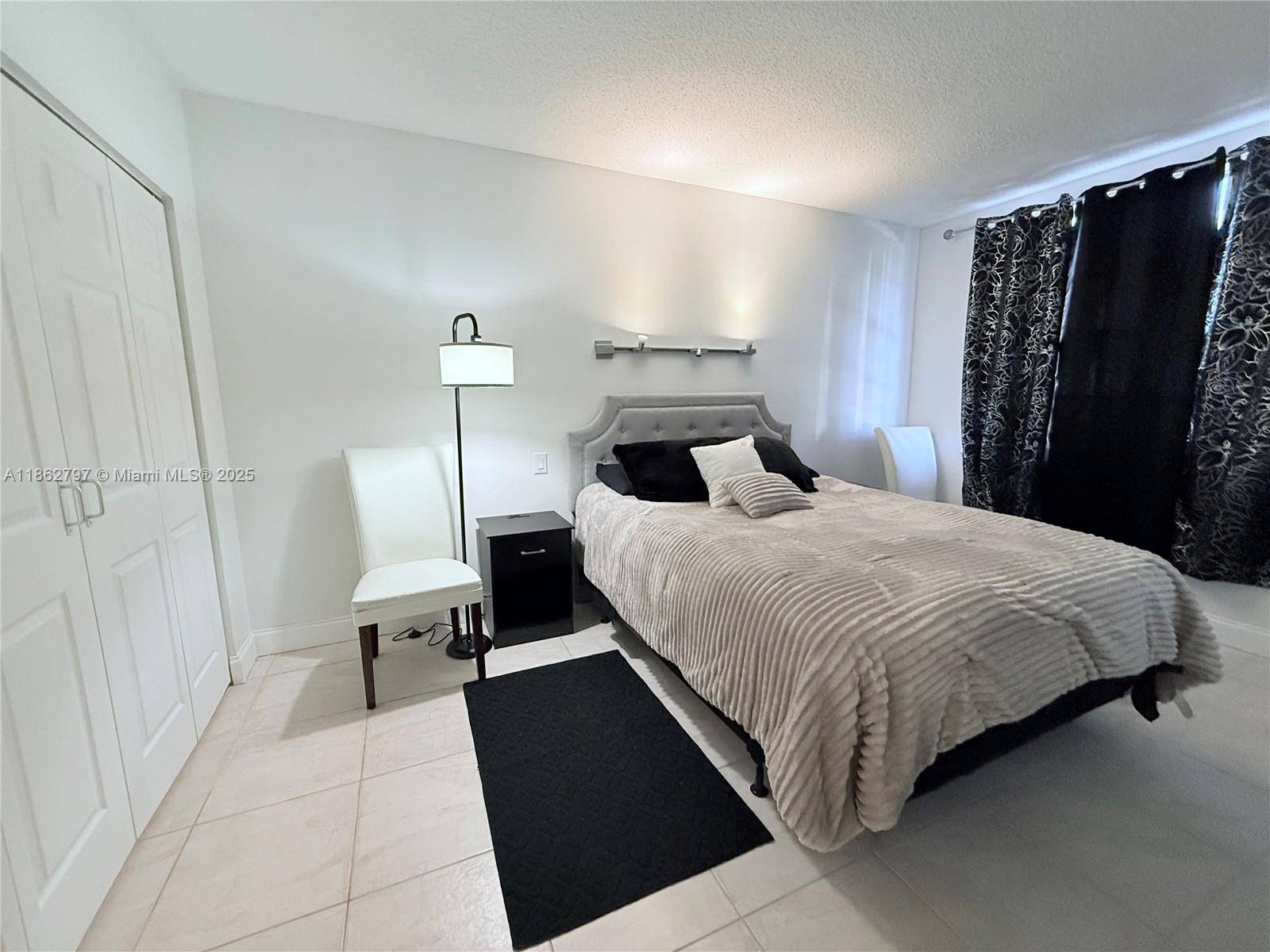 Hallandale Beach, FL 33009,1965 S Ocean Dr #LD