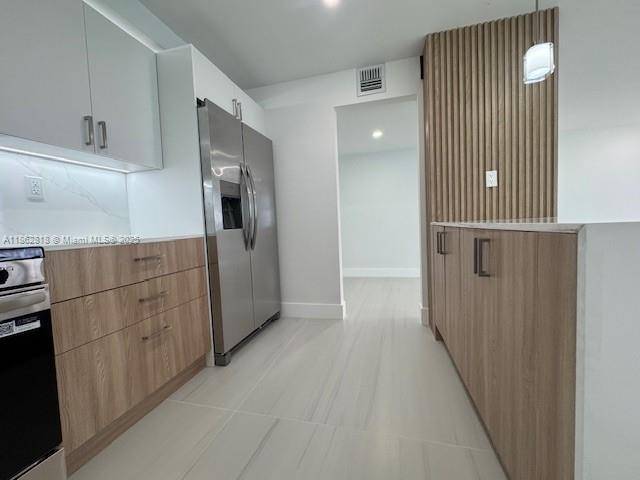 Aventura, FL 33160,18151 NE 31st Ct #904
