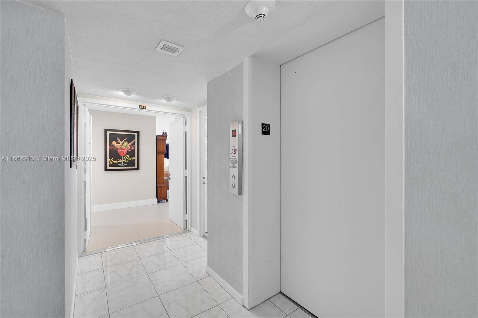 FL 33304,936 Intracoastal Dr #20E