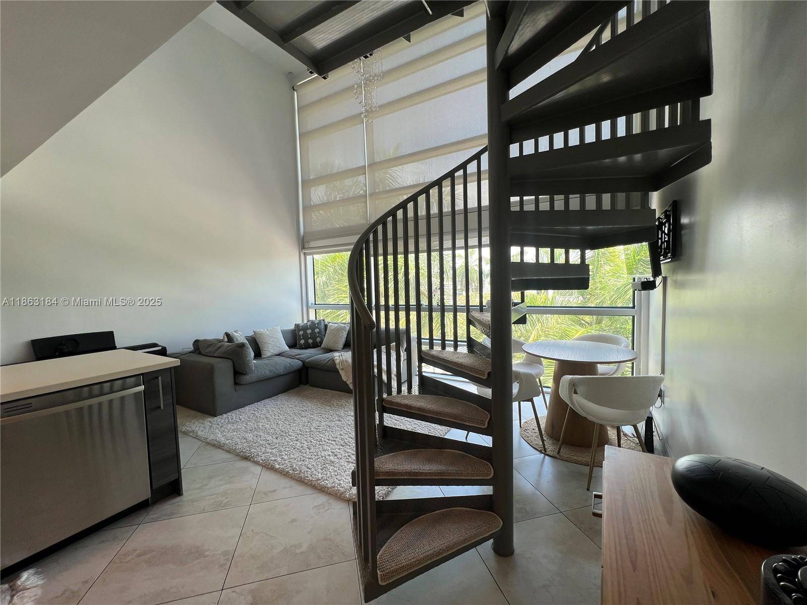 Miami Beach, FL 33139,421 Meridian Ave #16