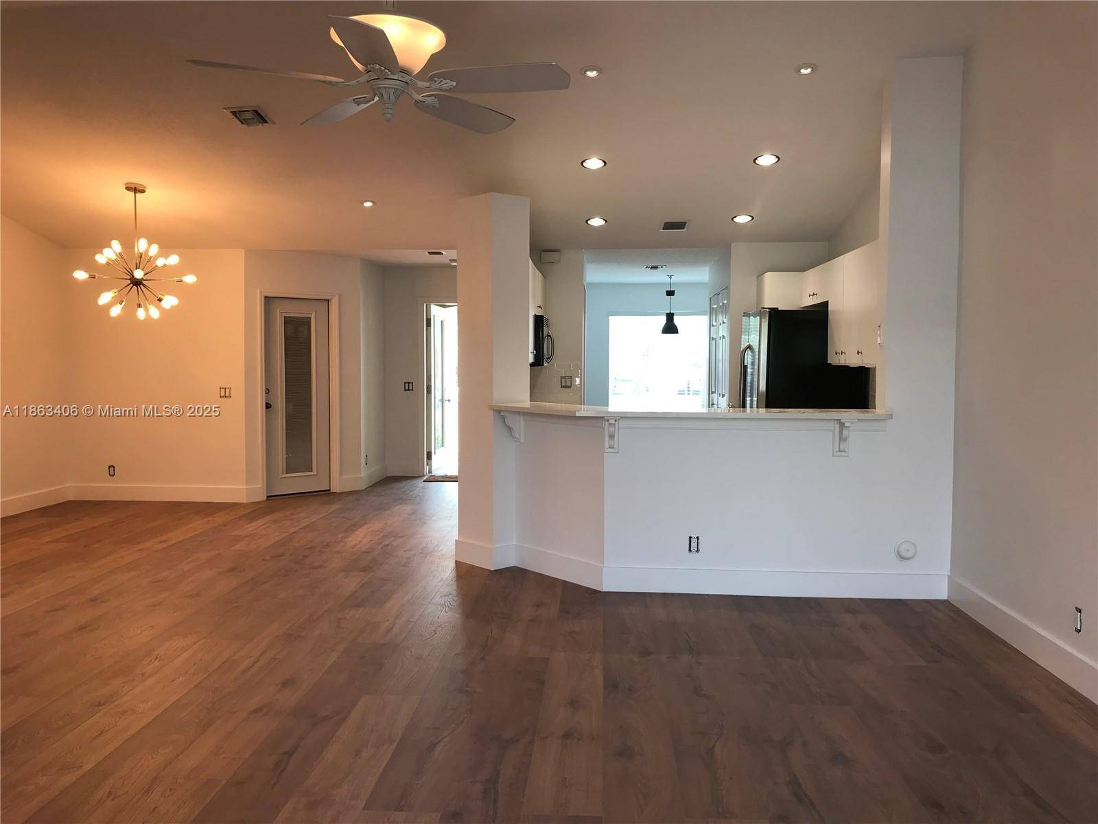 Weston, FL 33331,4265 Pine Ridge Ct #1