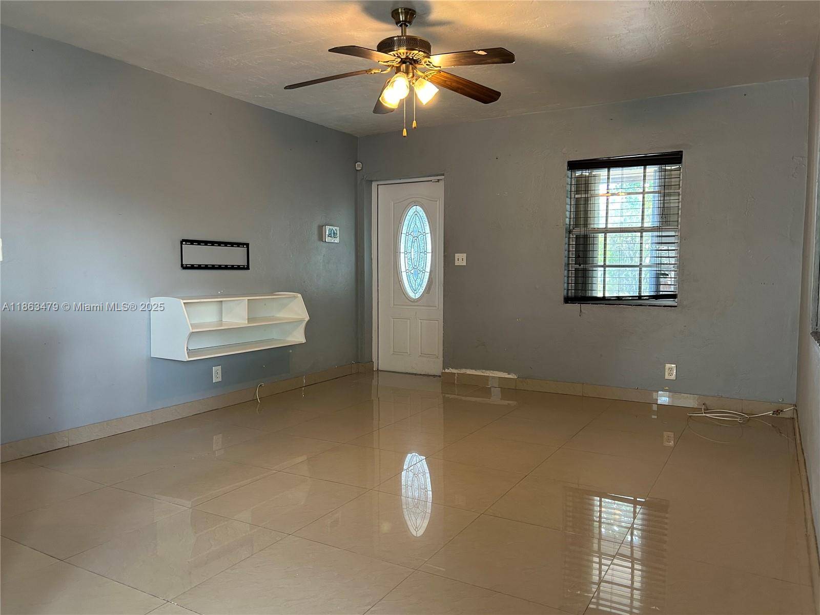 Hollywood, FL 33020,2551 Wiley St