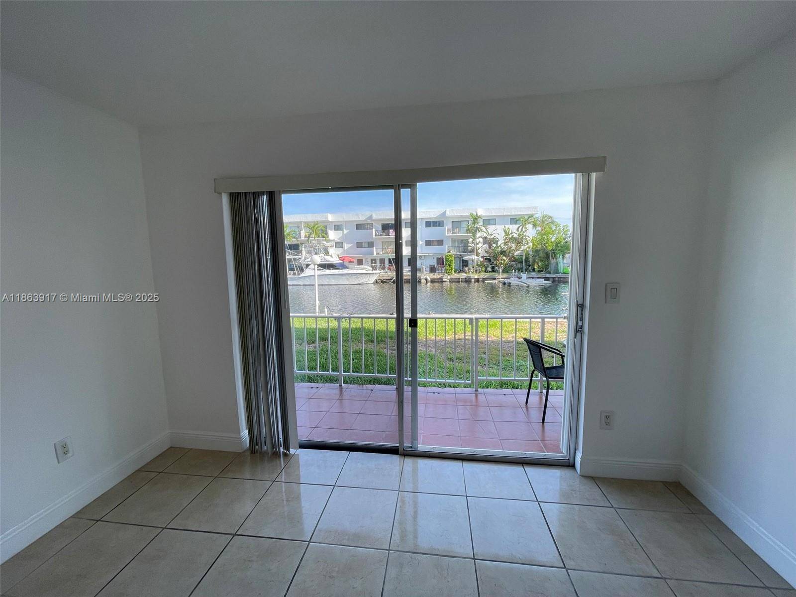 North Miami Beach, FL 33160,3522 NE 171st St #103