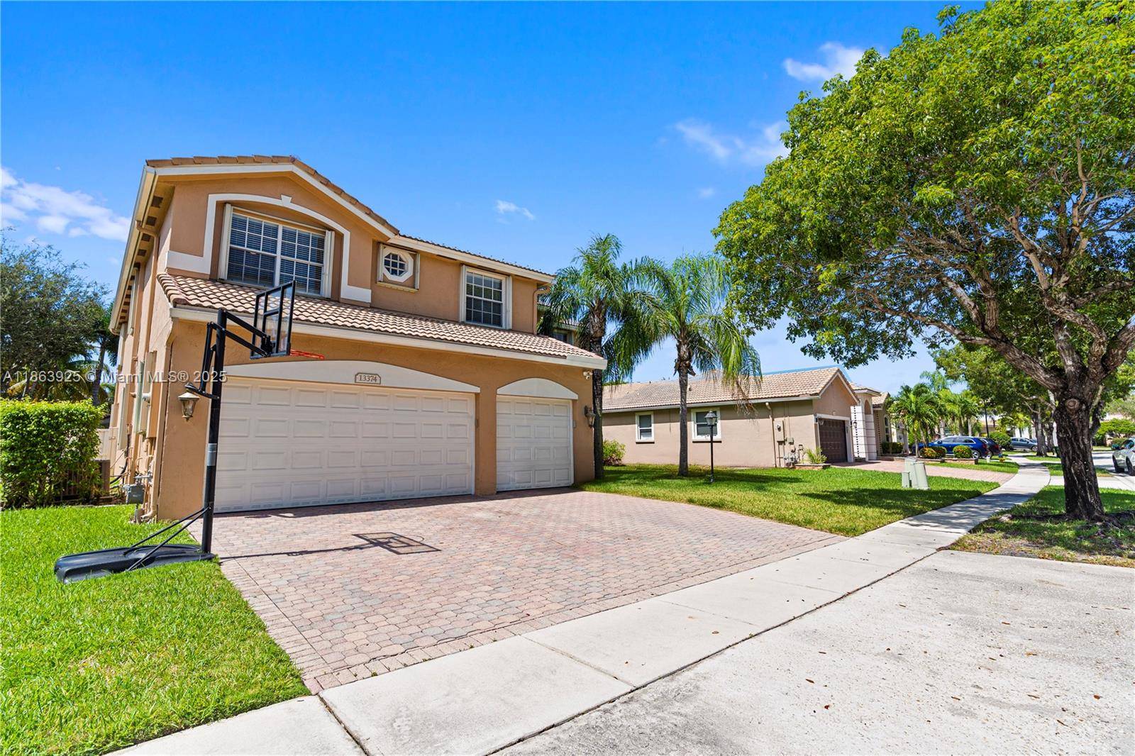 FL 33028,13374 NW 13th St