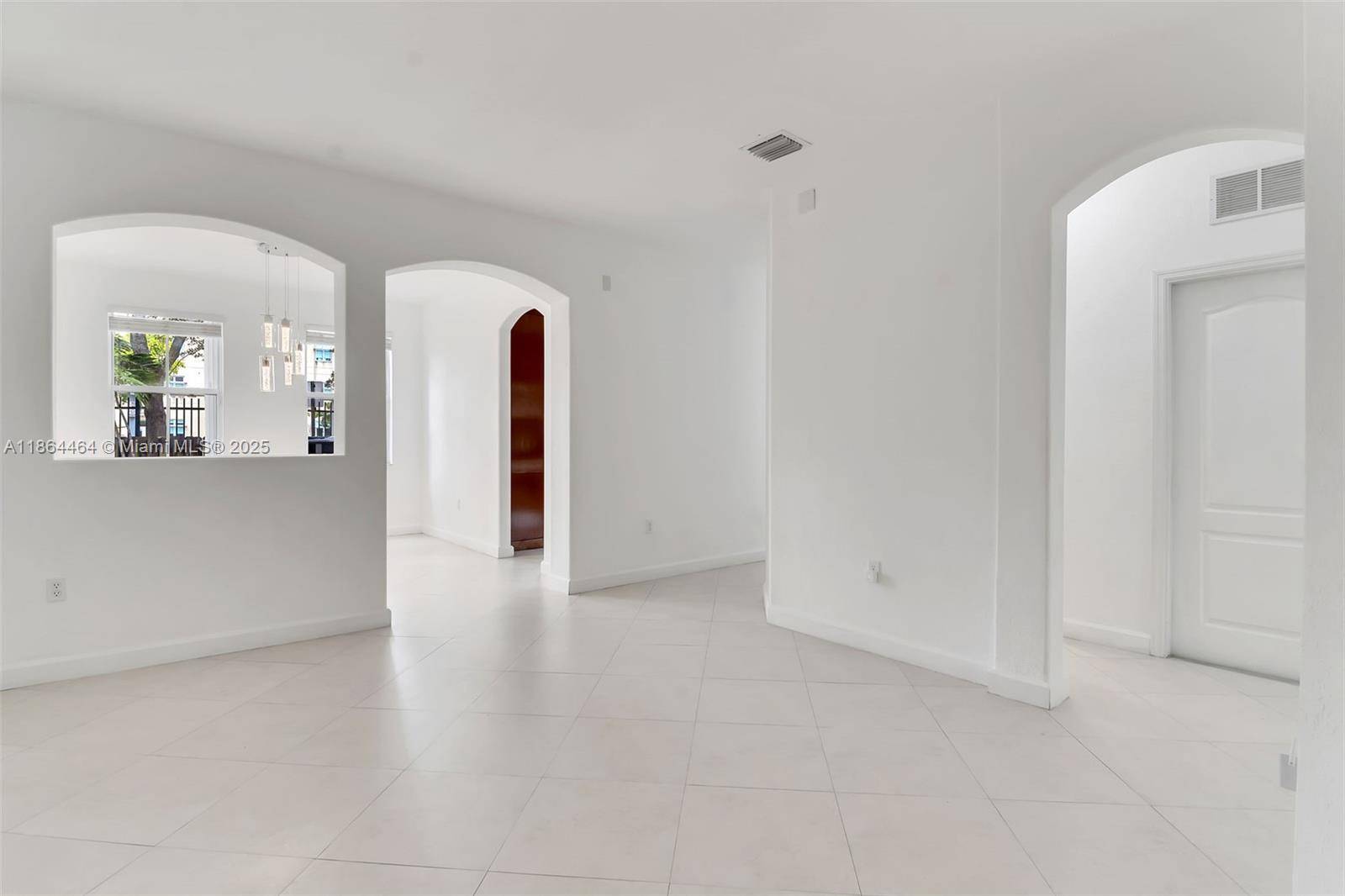 FL 33178,11321 NW 84th St