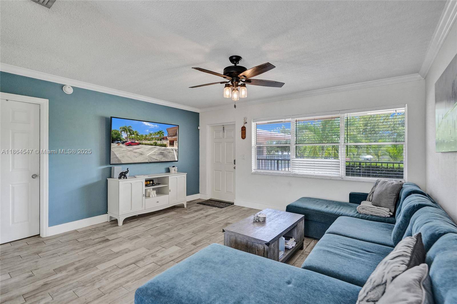 Fort Lauderdale, FL 33308,2451 NE 49th St #212