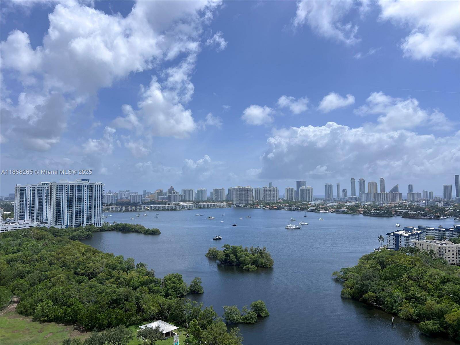 North Miami Beach, FL 33160,16385 Biscayne Blvd #2103