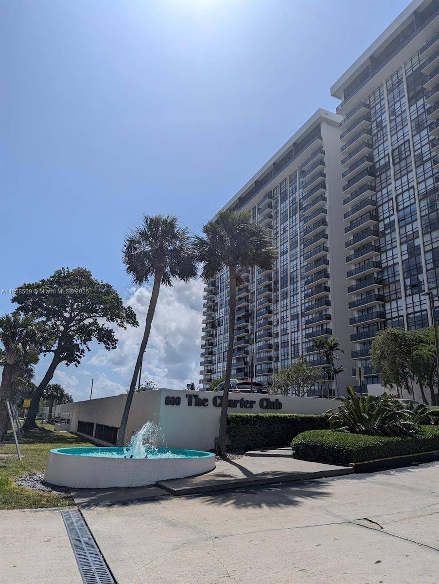 Miami, FL 33137,600 NE 36th St #1804