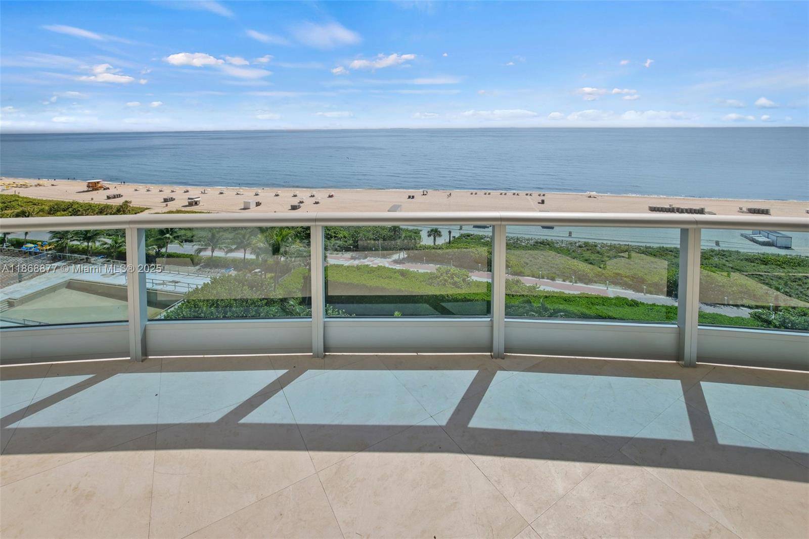 Miami Beach, FL 33140,5959 Collins Ave #1007