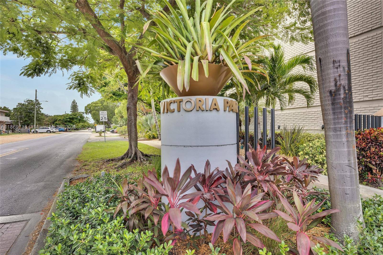 Fort Lauderdale, FL 33304,1514 NE 7th St