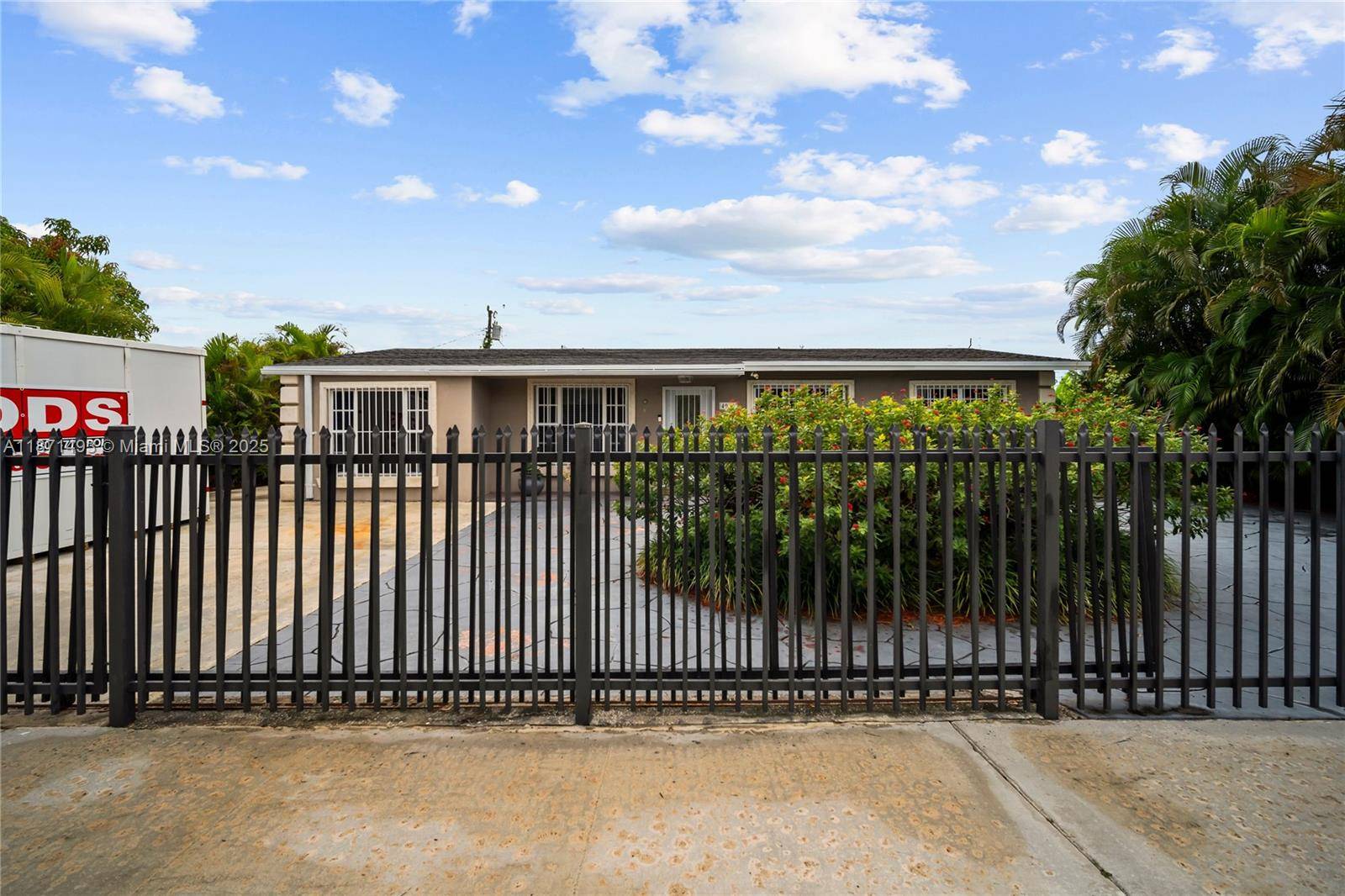 Miami, FL 33165,4931 SW 102nd Ct