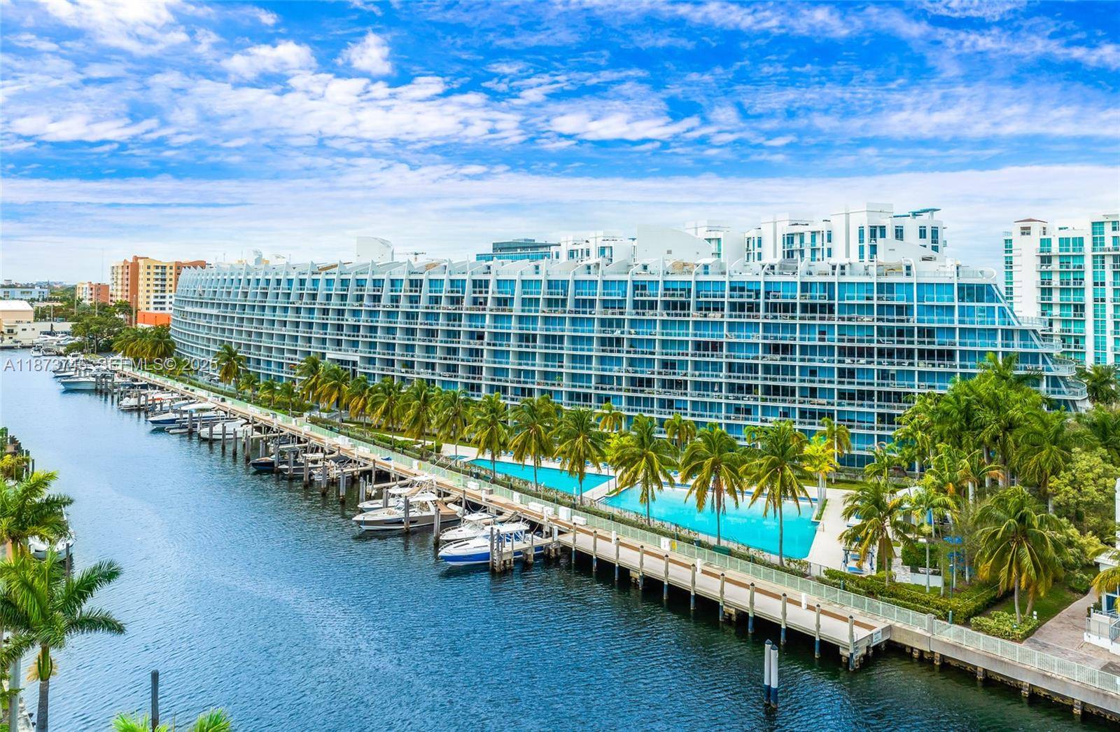 Aventura, FL 33180,2950 NE 188th St #302