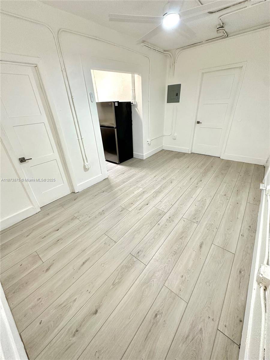 Miami, FL 33130,967 SW 5th St #11