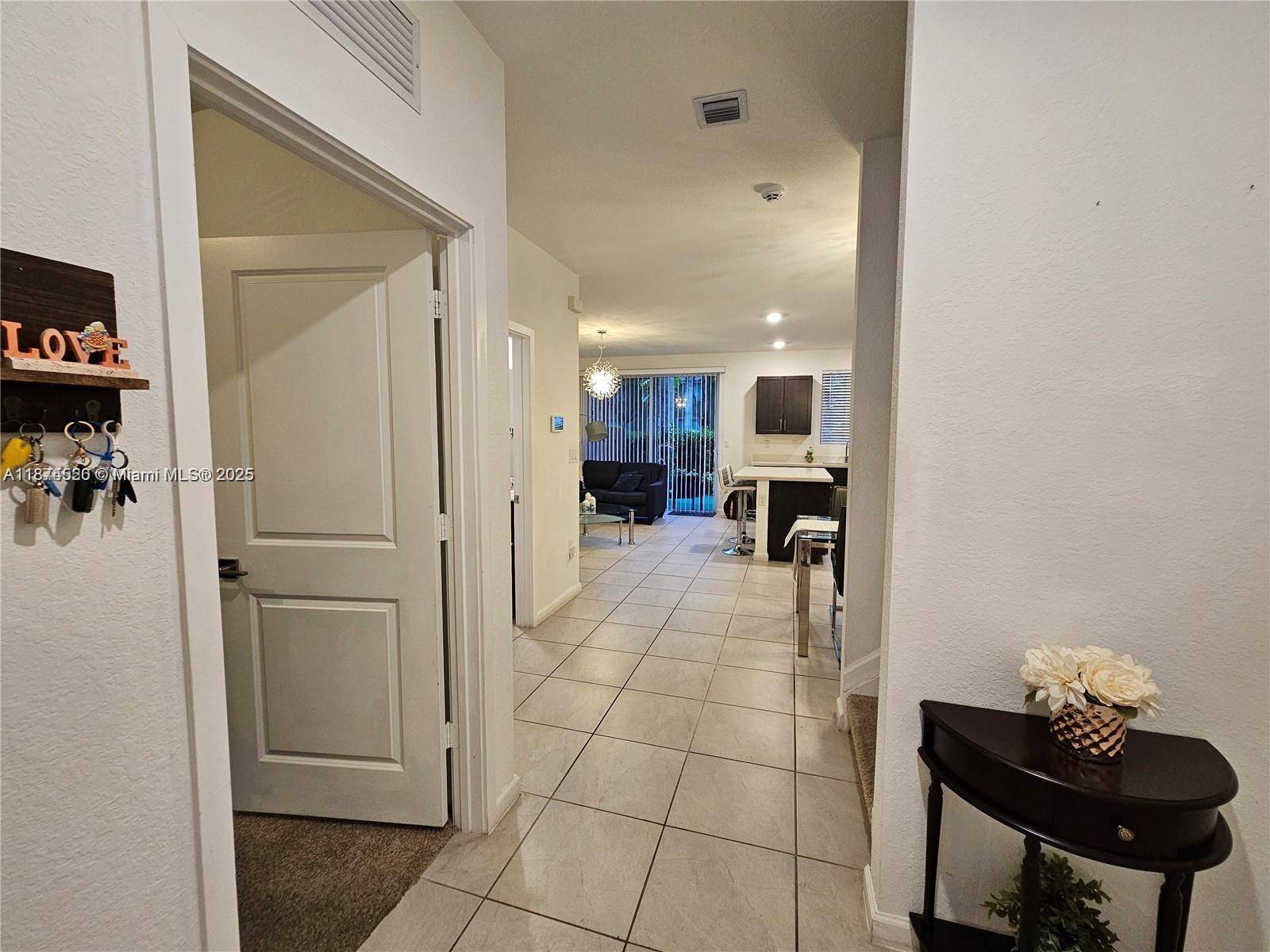 Homestead, FL 33035,1015 SE 24th Ter #1