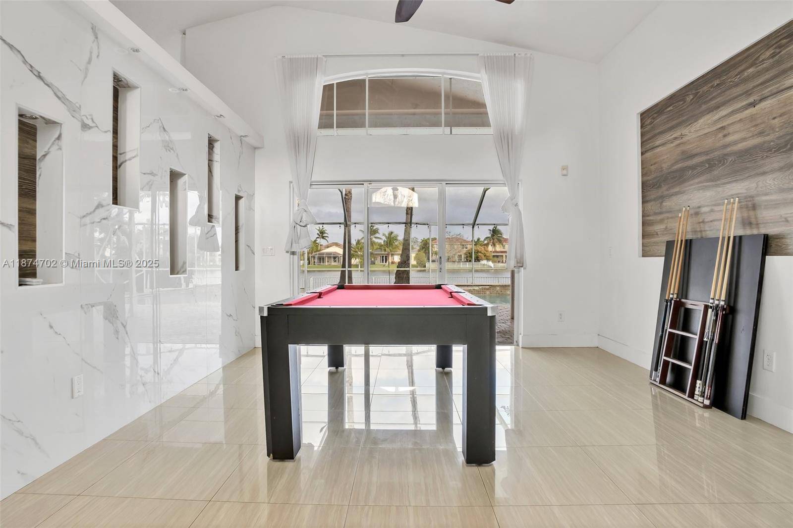 Pembroke Pines, FL 33029,1553 SW 189th Ave