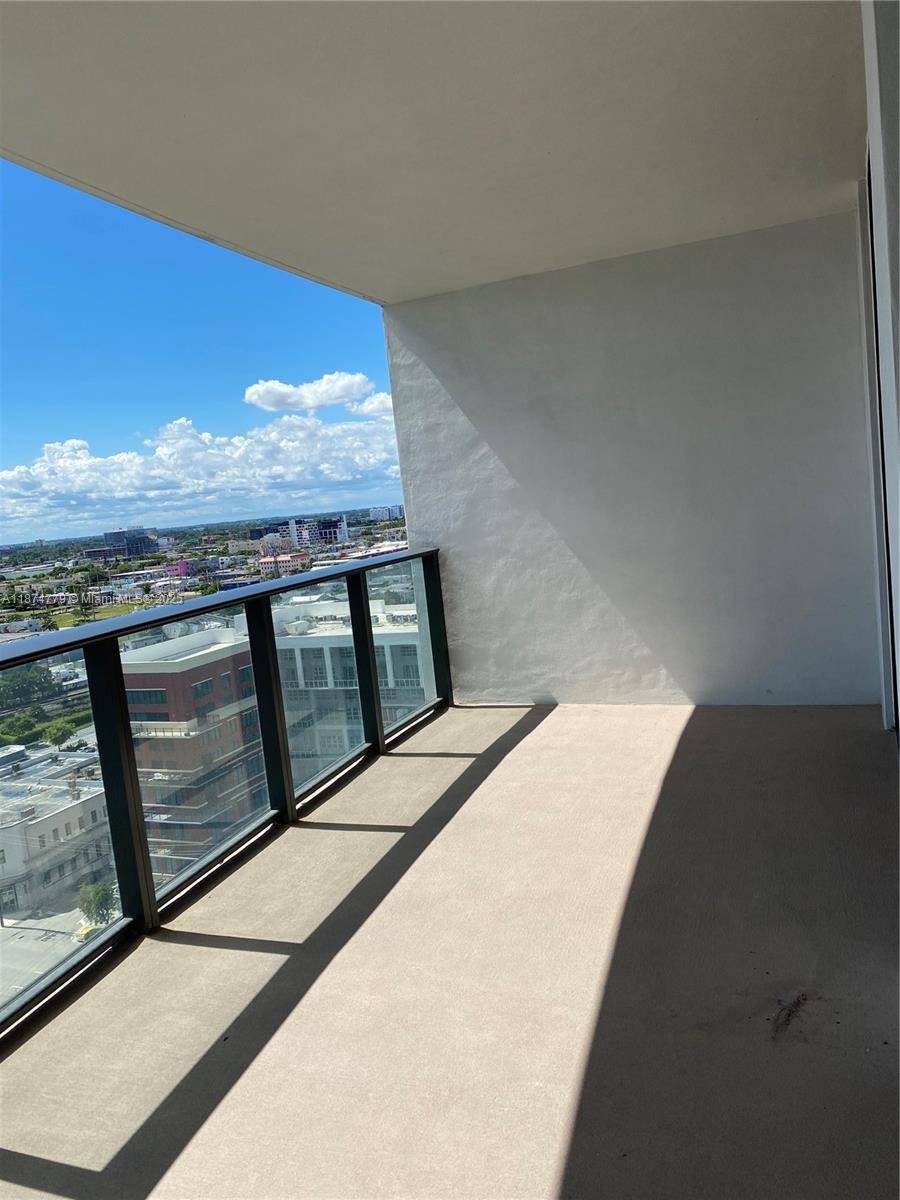 Miami, FL 33132,1600 NE 1st Ave #1711