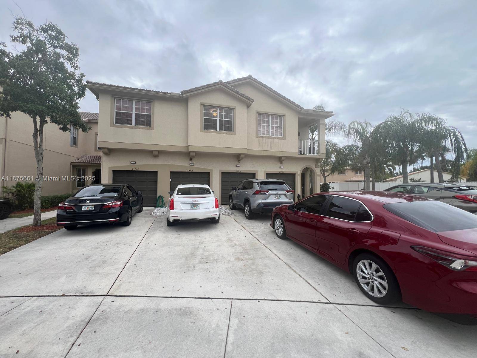 Miramar, FL 33027,13218 SW 44th St #11106