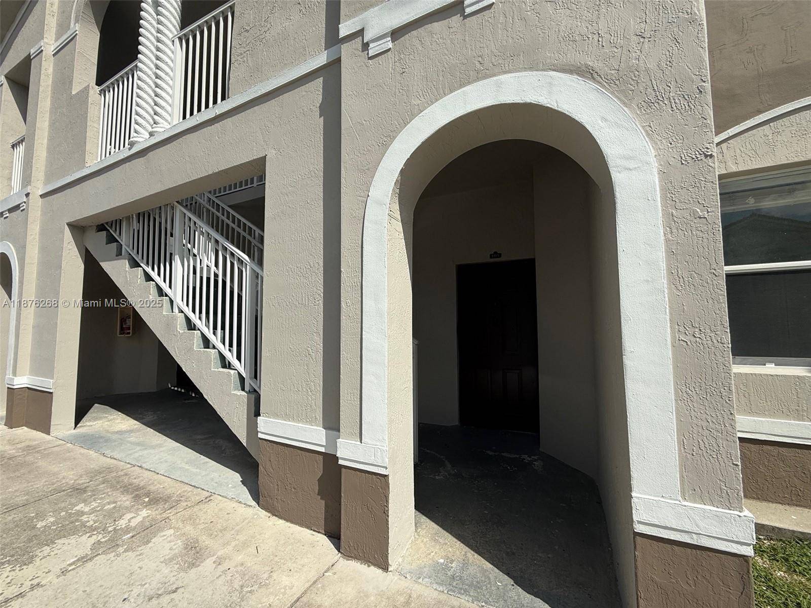 Homestead, FL 33035,1663 SE 27th Dr #105