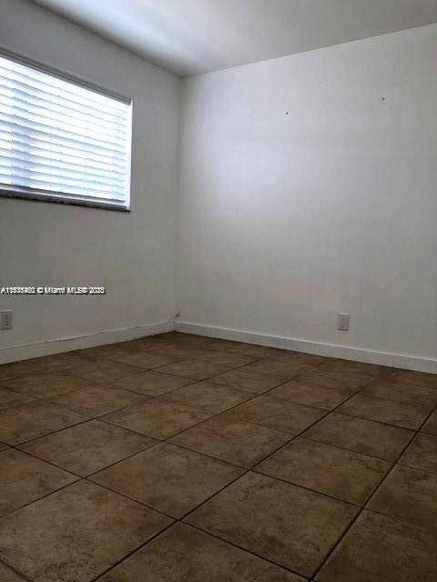 Hallandale Beach, FL 33009,904 SW 7th Ter #1