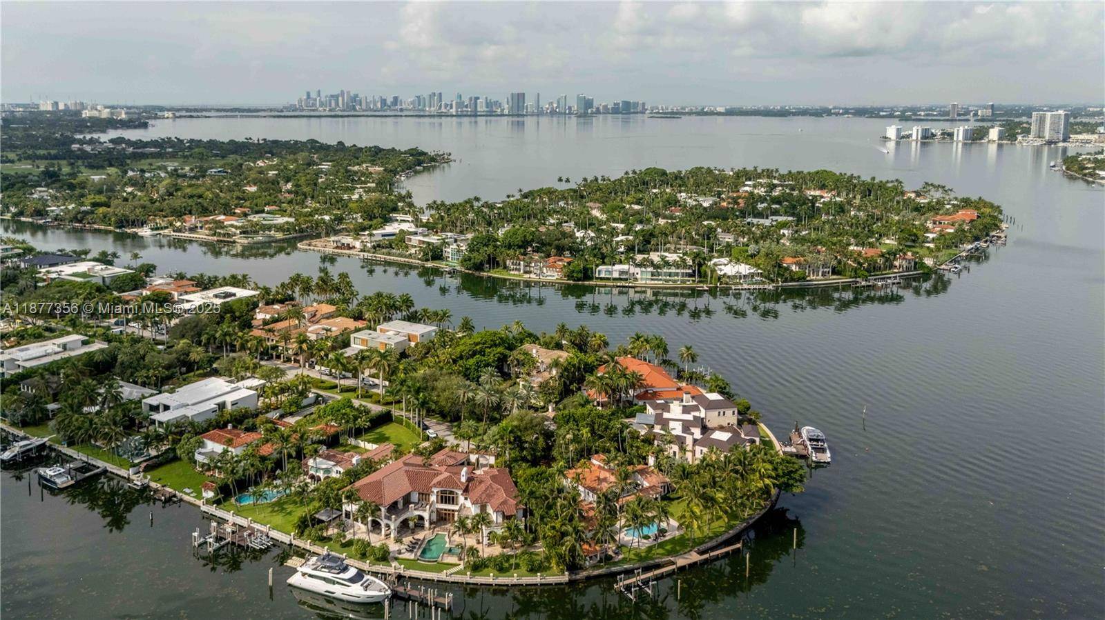 Miami Beach, FL 33141,6770 Indian Creek Dr #14E