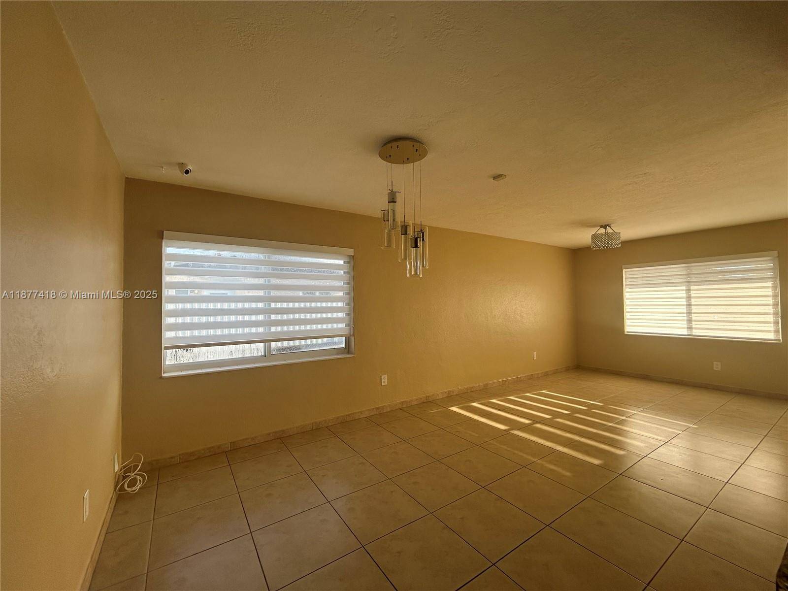 Miami, FL 33173,6202 SW 107th Ave