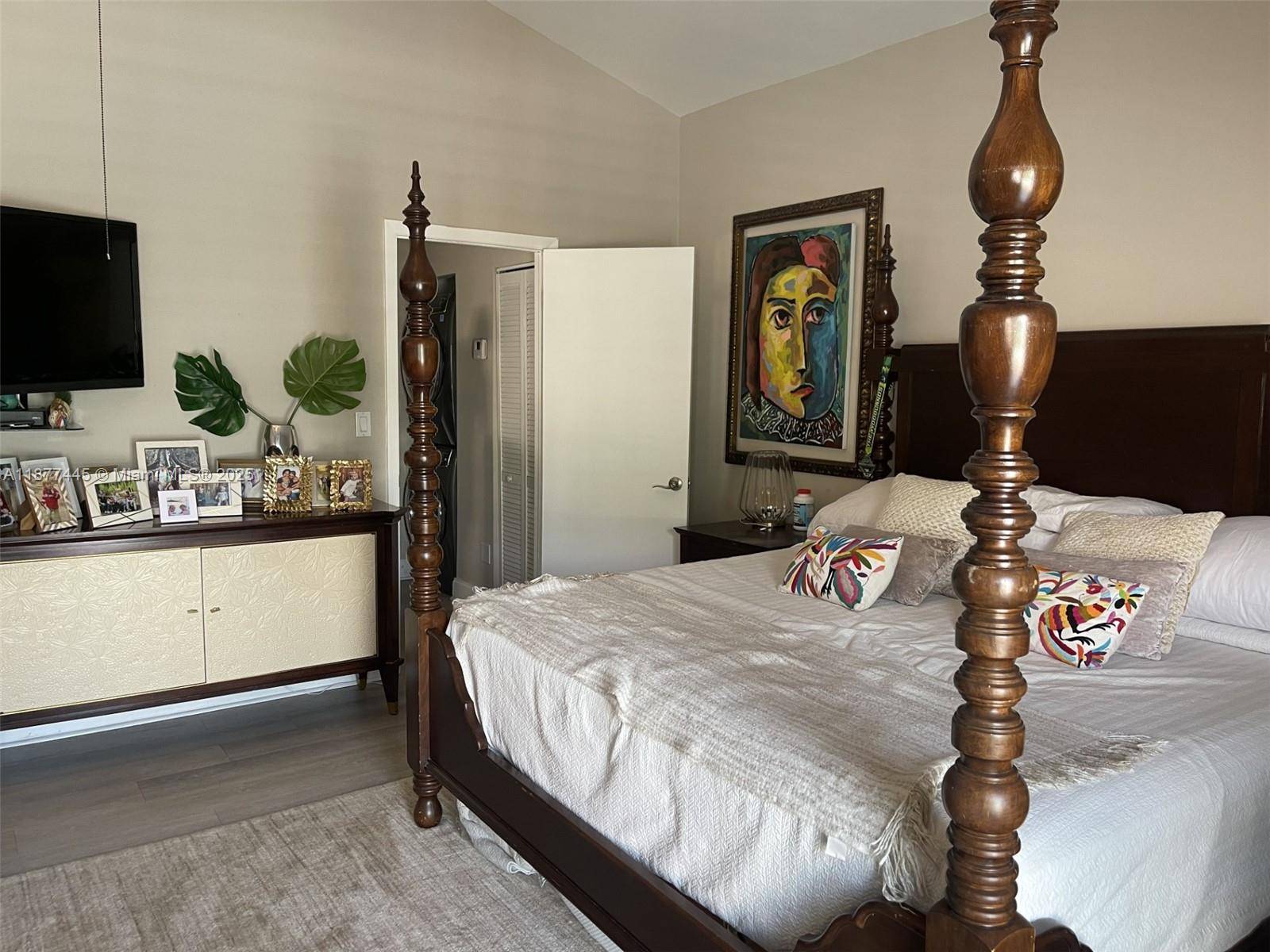 Key Biscayne, FL 33149,798 Crandon Blvd #29-C